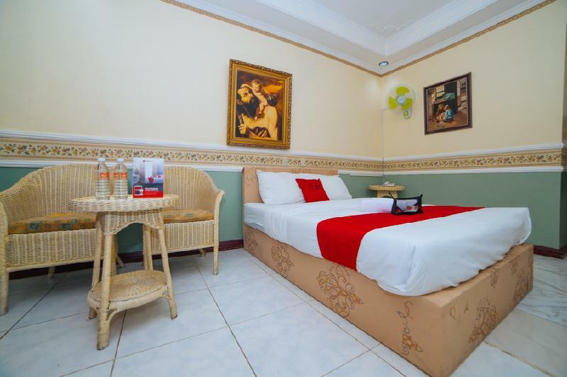 Reddoorz @ Fields Avenue Angeles City エクステリア 写真